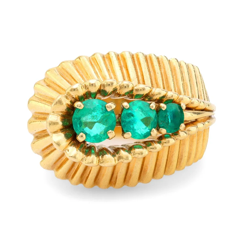 Women’s rings with shield-cut topaz stones -Retro emerald 18k yellow gold ring