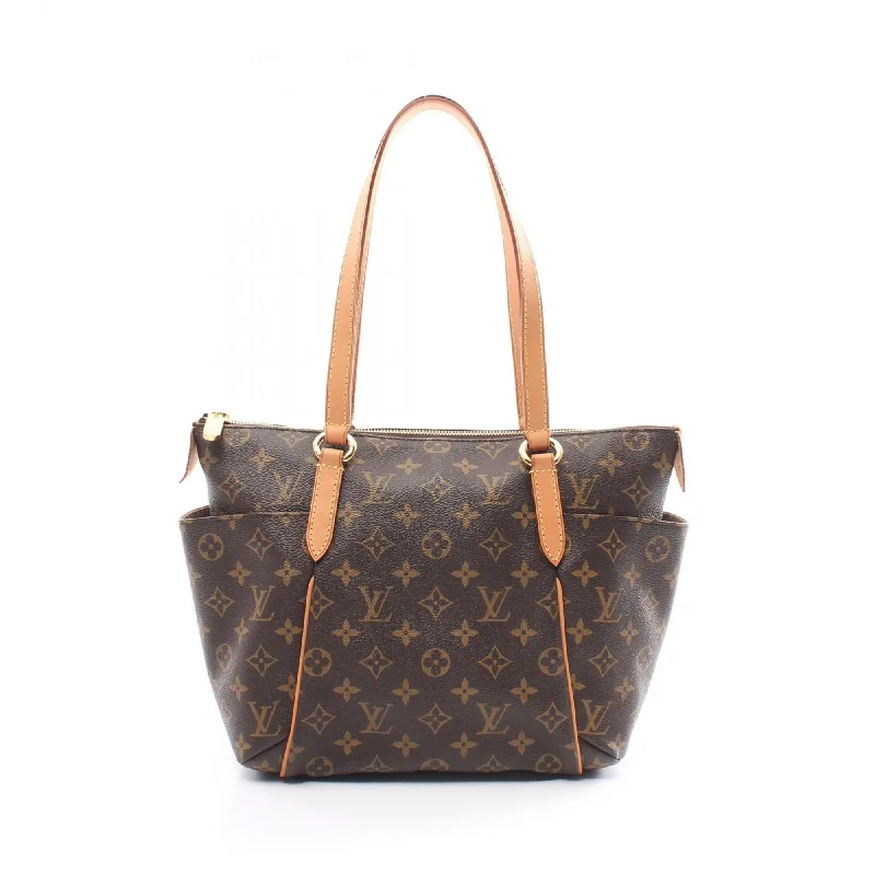 Handle bags with spacious interiors for storage -Louis Vuitton  Monogram Monogram Tote Bag (Pre-Owned)