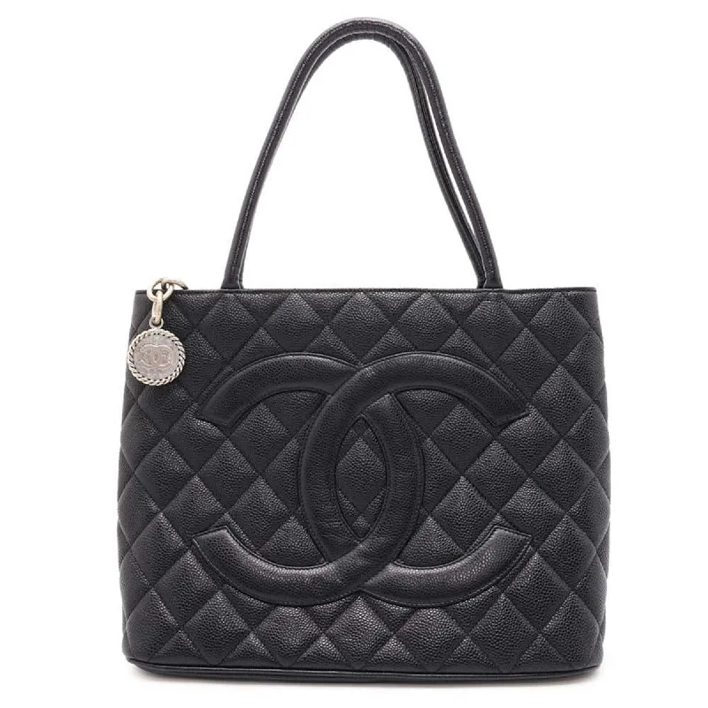 Handle bags with double handles for strength -Chanel  Caviar Leather Tote Bag (Pre-Owned)