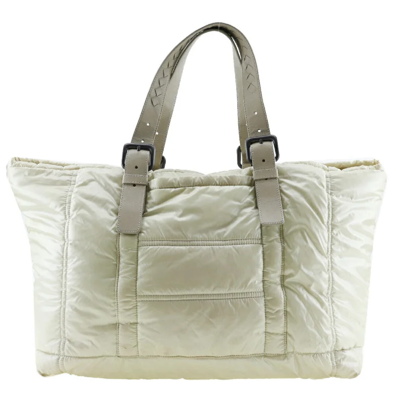 Handle bags with suede accents for texture -Bottega Veneta Intrecciato  Nylon Tote Bag (Pre-Owned)