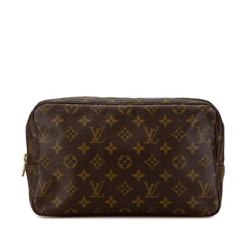 Handle bags with structured shapes for class -Louis Vuitton  Monogram Monogram Clutch Bag Pouch (Pre-Owned)