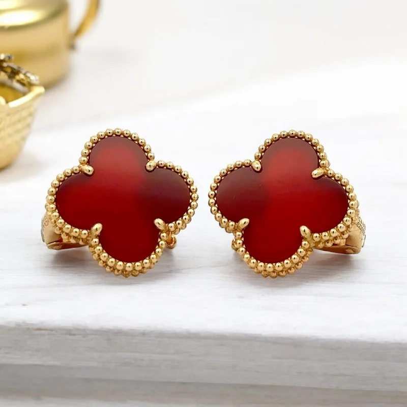 Best hoop earrings with oval shapes for a unique and elongated design-18K YELLOW GOLD RED CLOVER EARRINGS