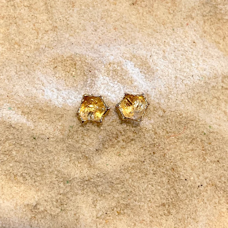 Hoop earrings with crescent moon shapes for a celestial and mystical appearance-Honeycomb 14K Gold Post Earrings