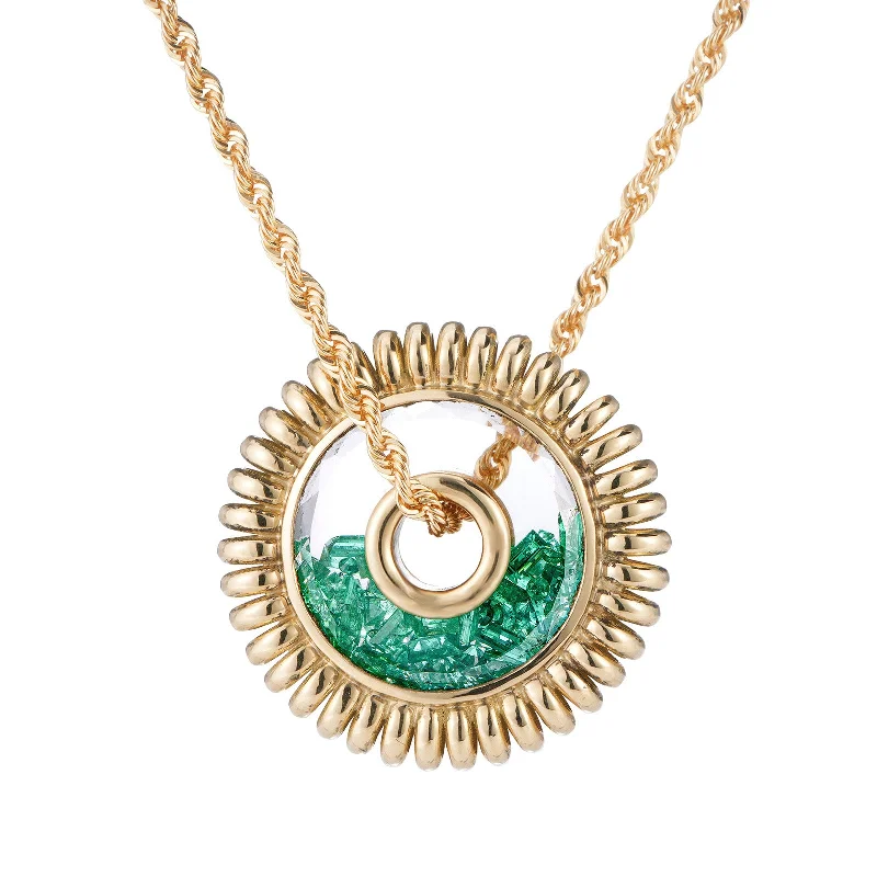 Necklaces and pendants with geometric pendants for a clean, contemporary design-Mola Roda Emerald Necklace